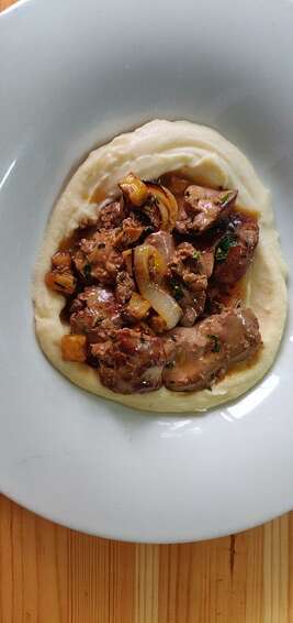 כבד עוף צלוי // צילום: שלי בילו